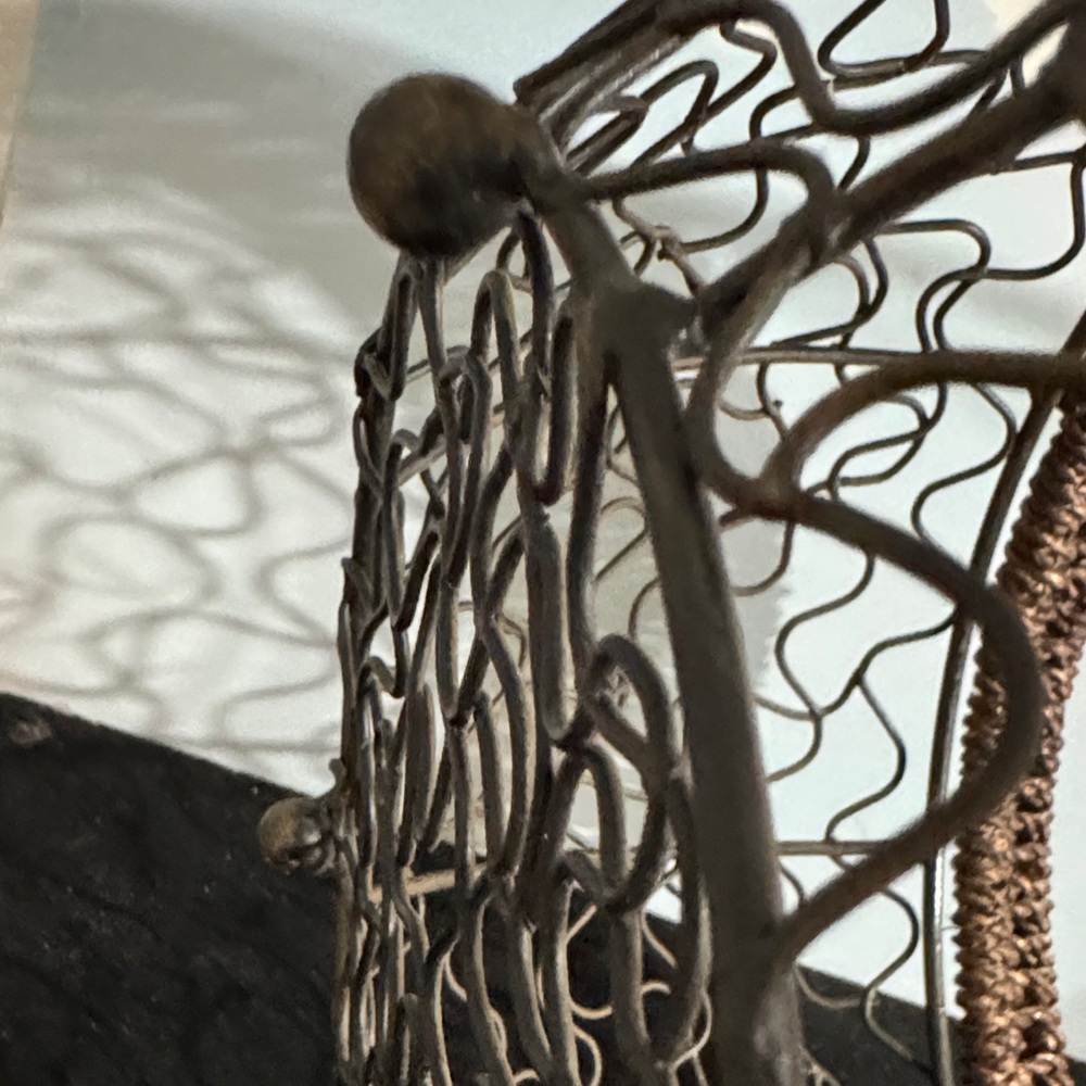 Decorative French-style wire storage basket - Picture 8 of 8